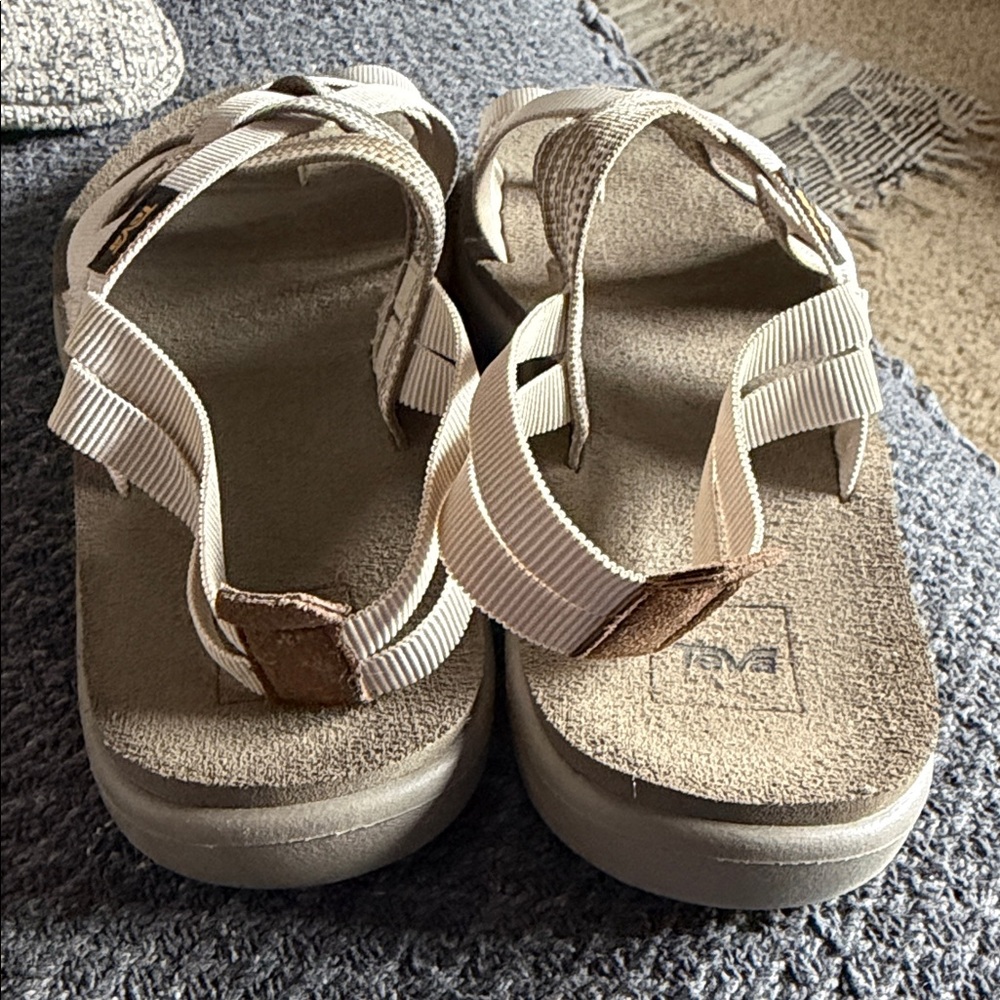 TEVA VOYA STRAPPY SANDALS SZ 9 - Picture 3 of 9